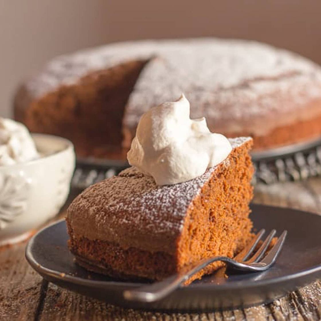 Old Fashioned Gingerbread Cake