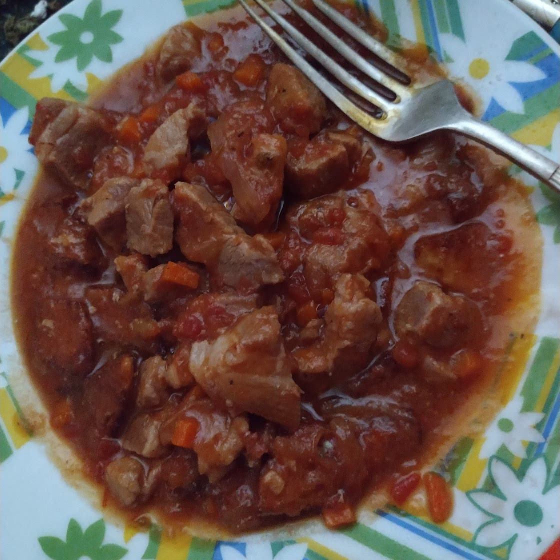 Magro con tomate