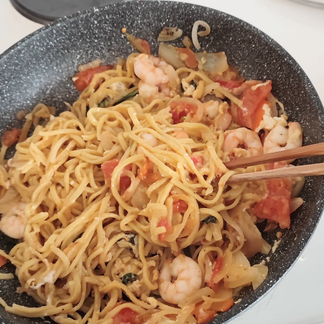 Egg srhimp fried rice/noodles