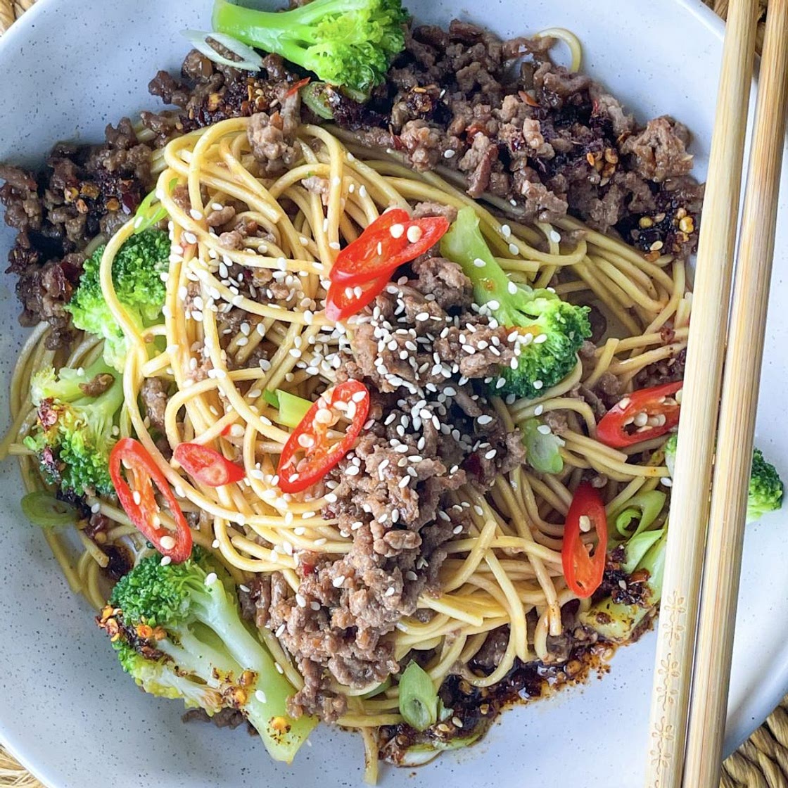 Sticky Beef Noodles