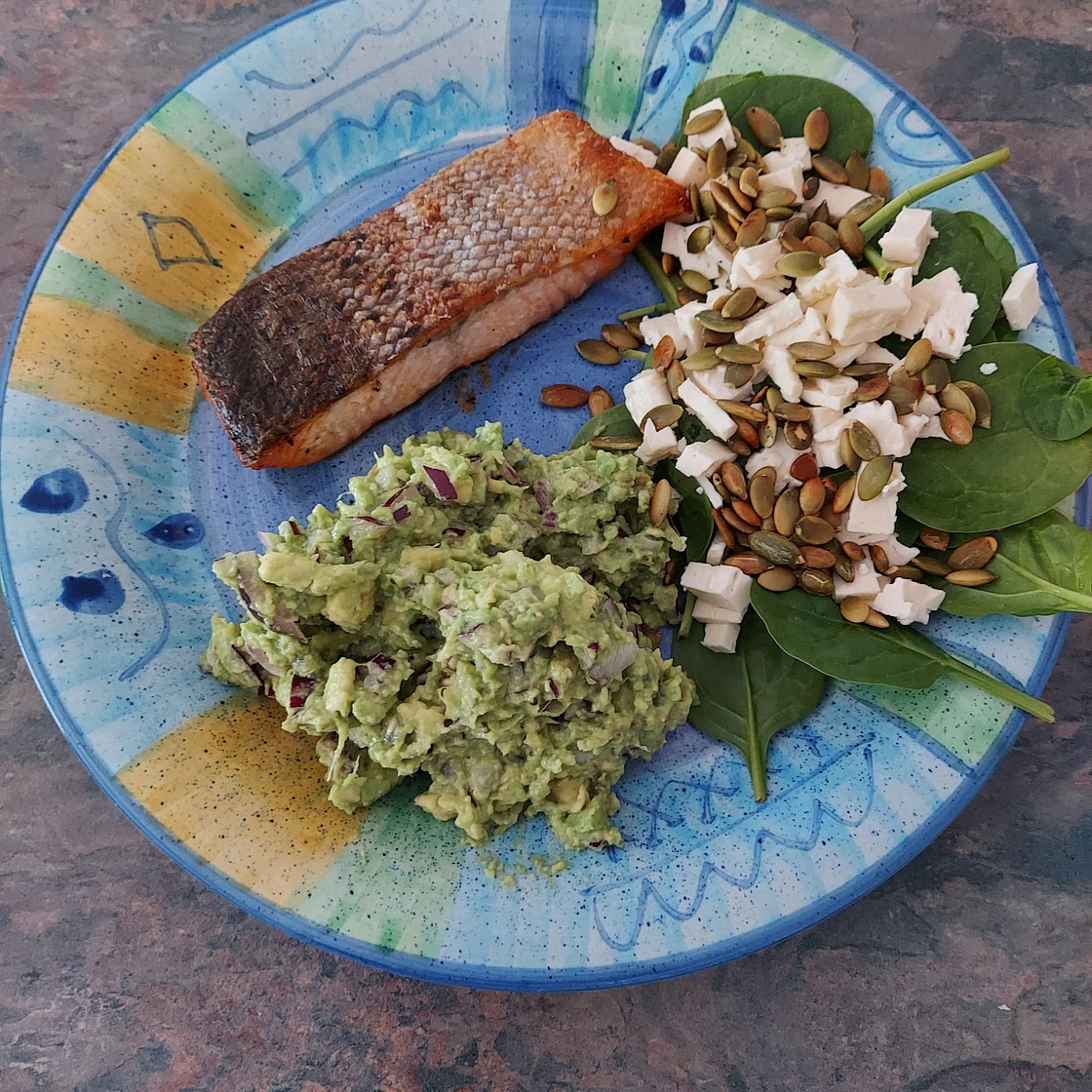 GRILLED SALMON WITH AVOCADO, FETA AND PUMPKIN SEEDS