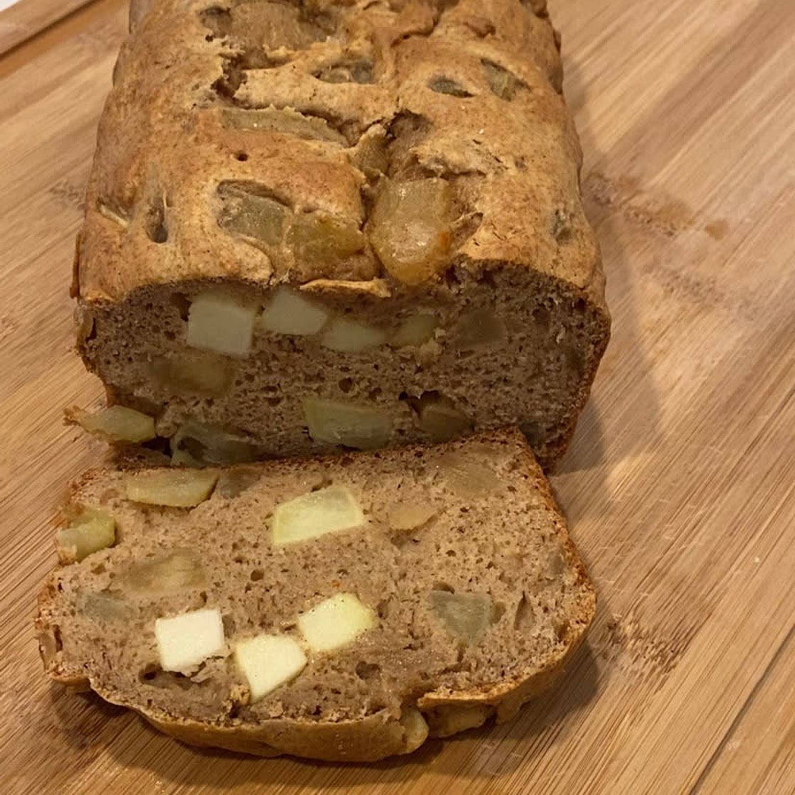 Apple bread 