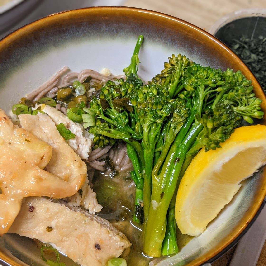 Quick and healthy chicken piccata bowl