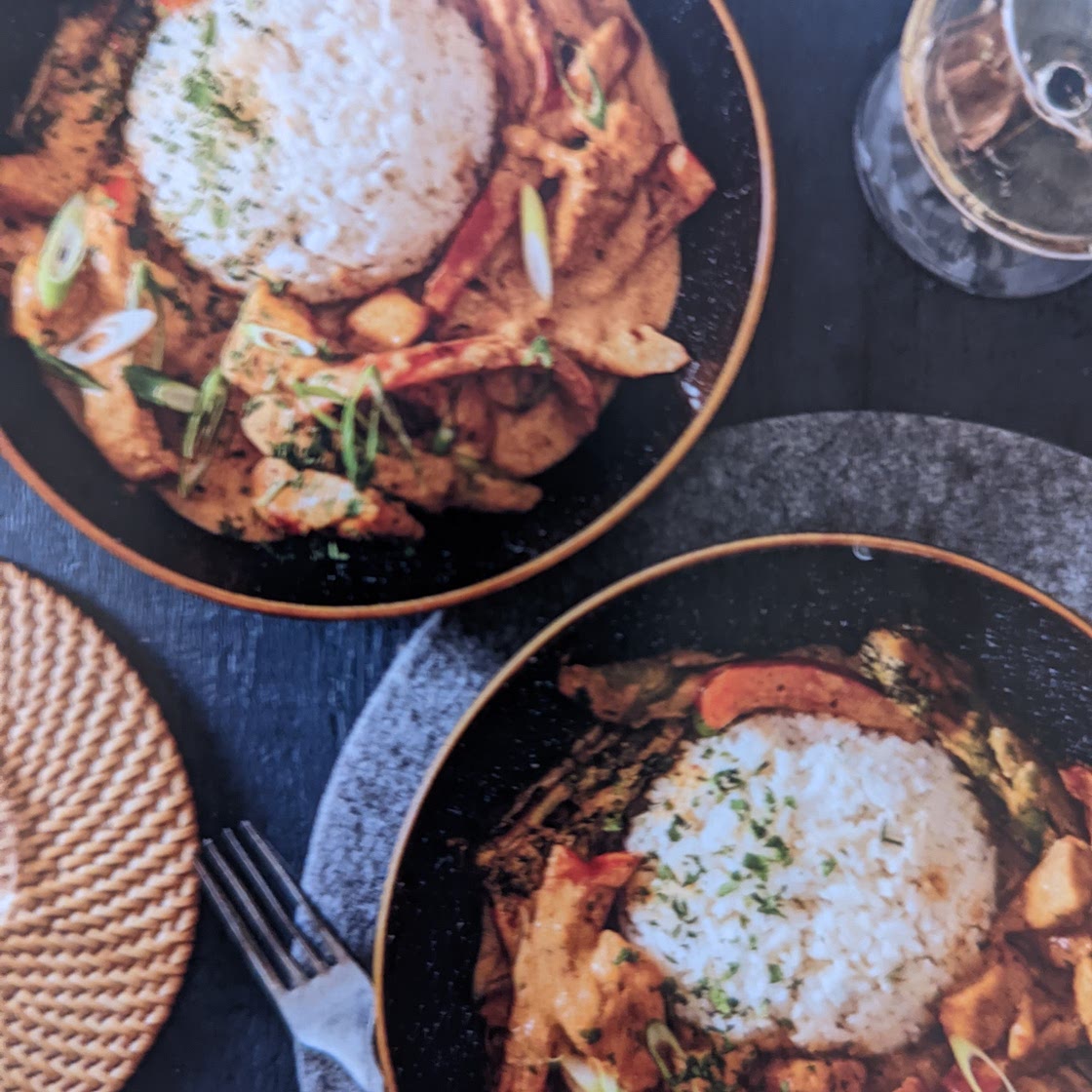 Red Thai chicken & tenderstem broccoli curry