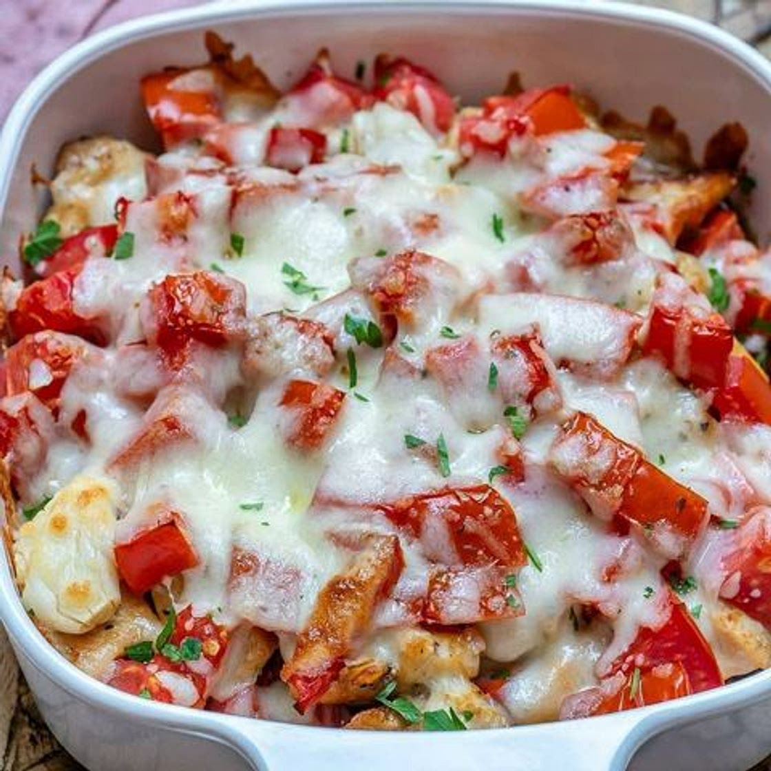 Bruschetta Chicken Casserole 🌱🍅🍗