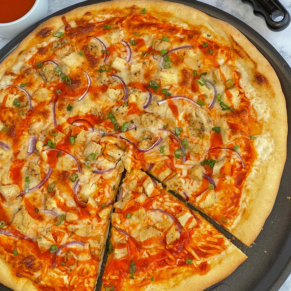 Buffalo chicken pizza 