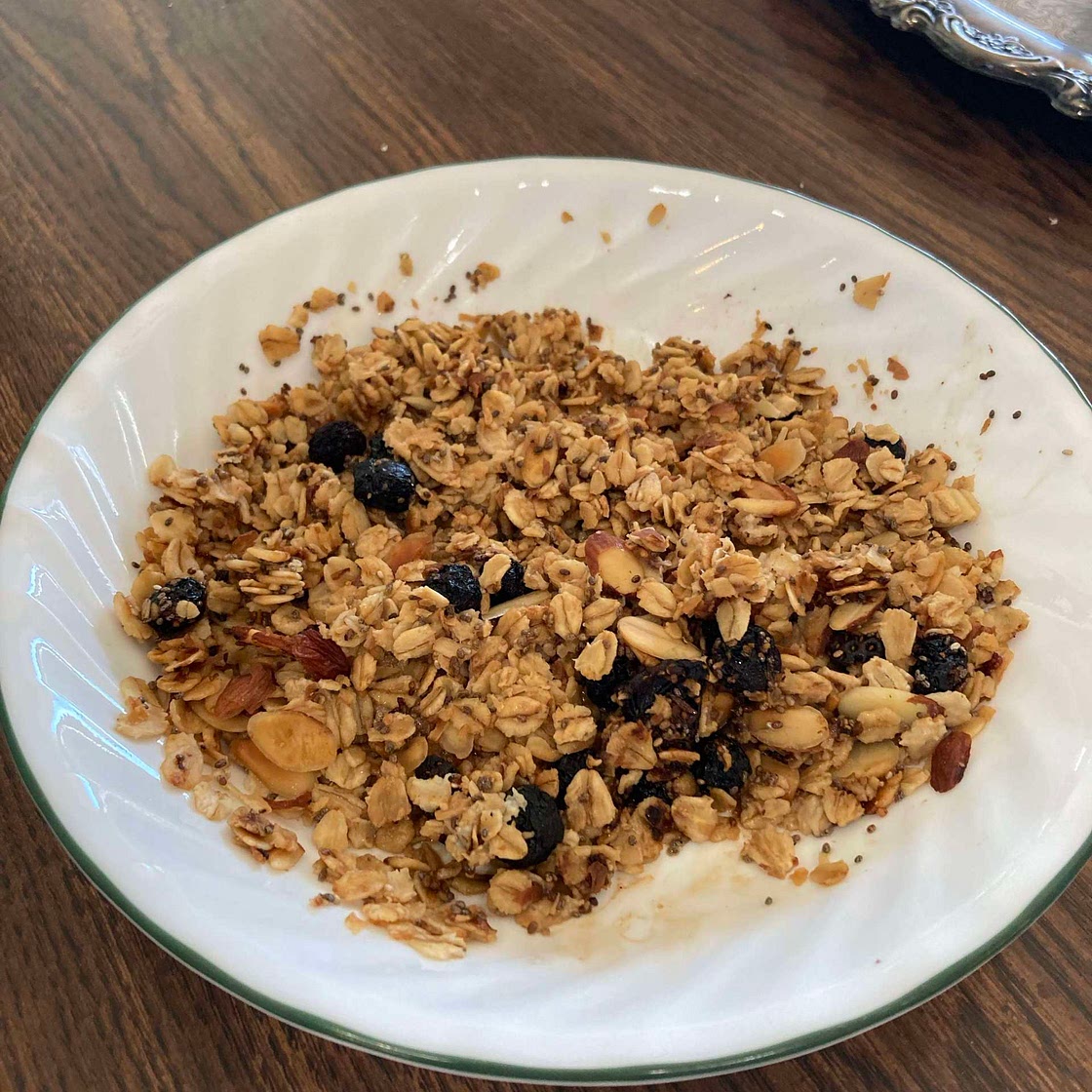 Dree’s Made Up Granola 