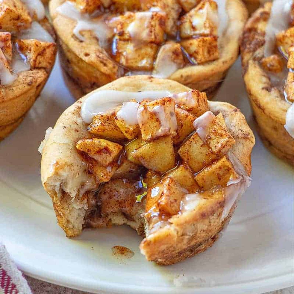 Easy Apple Pie Cinnamon Rolls