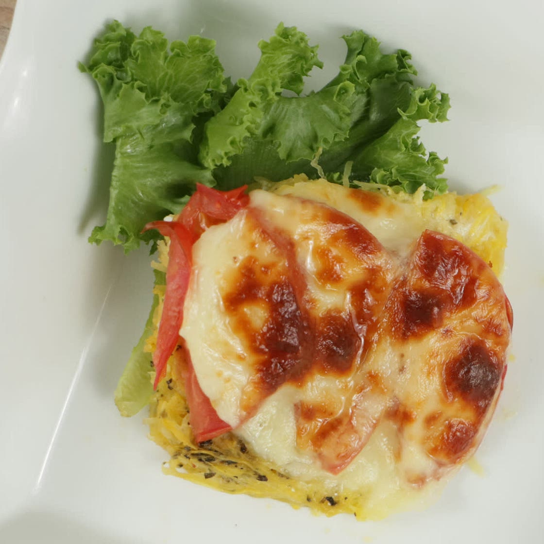 Keto Baked Spaghetti Squash