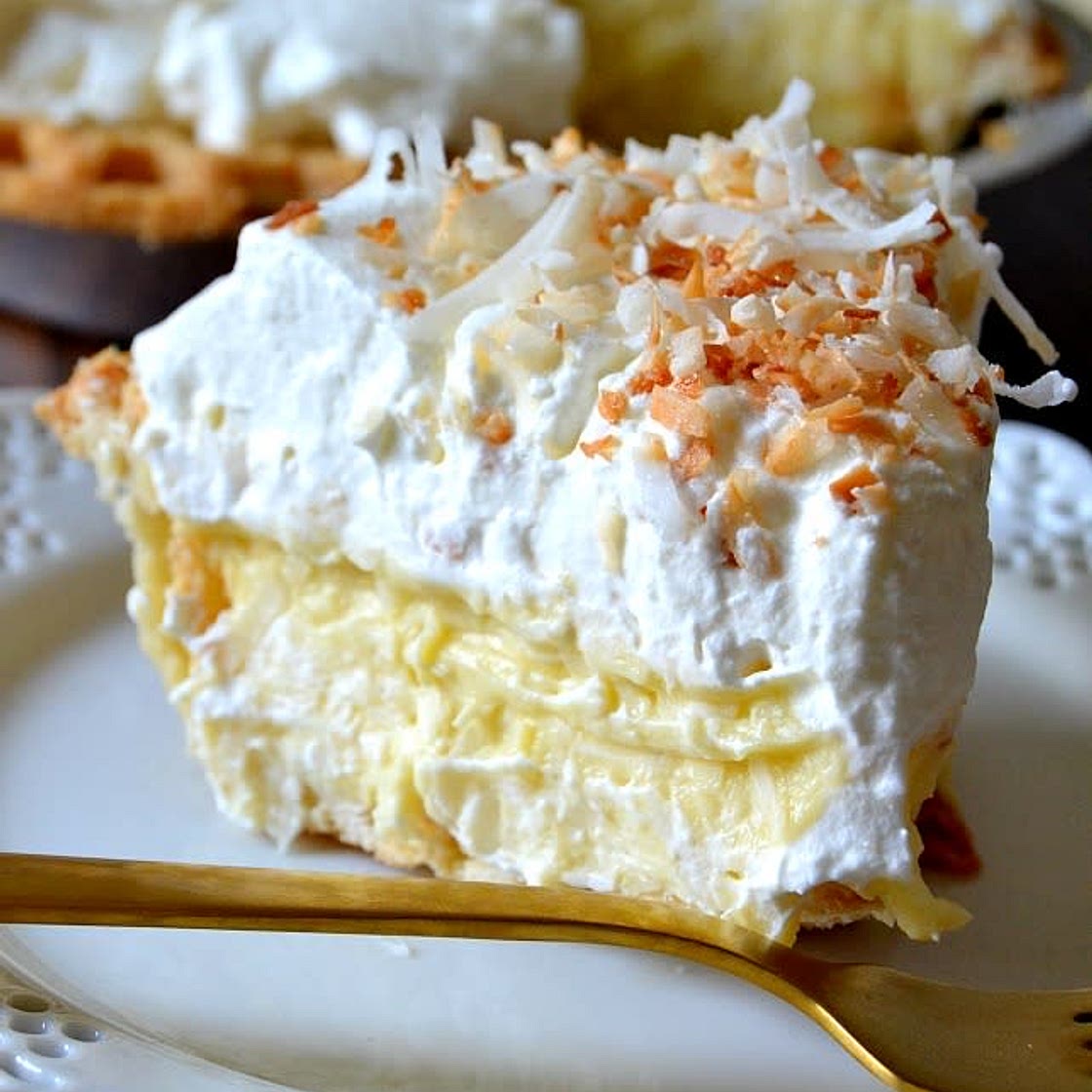 Coconut cream pie