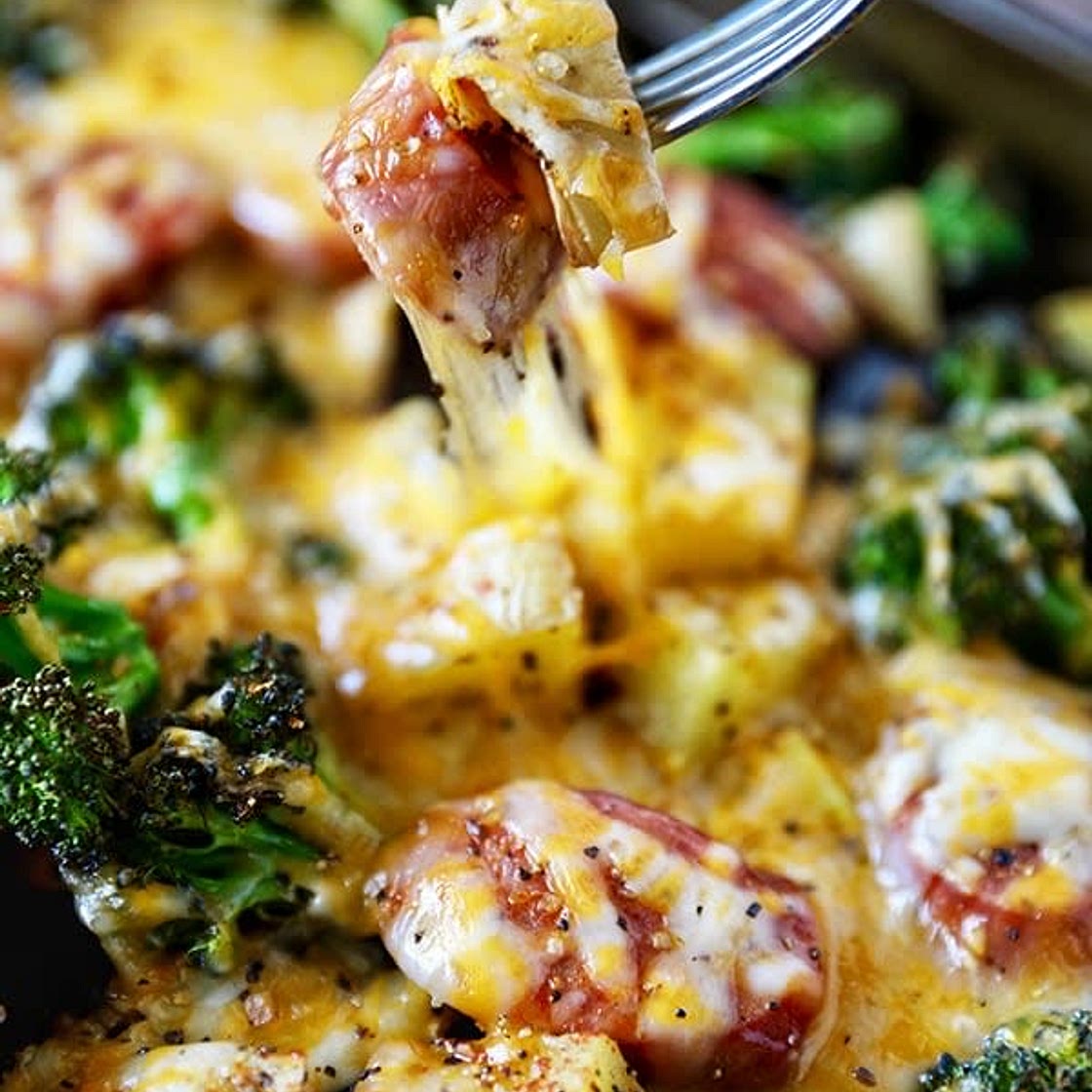 COUNTRY SAUSAGE AND POTATOES AU GRATIN