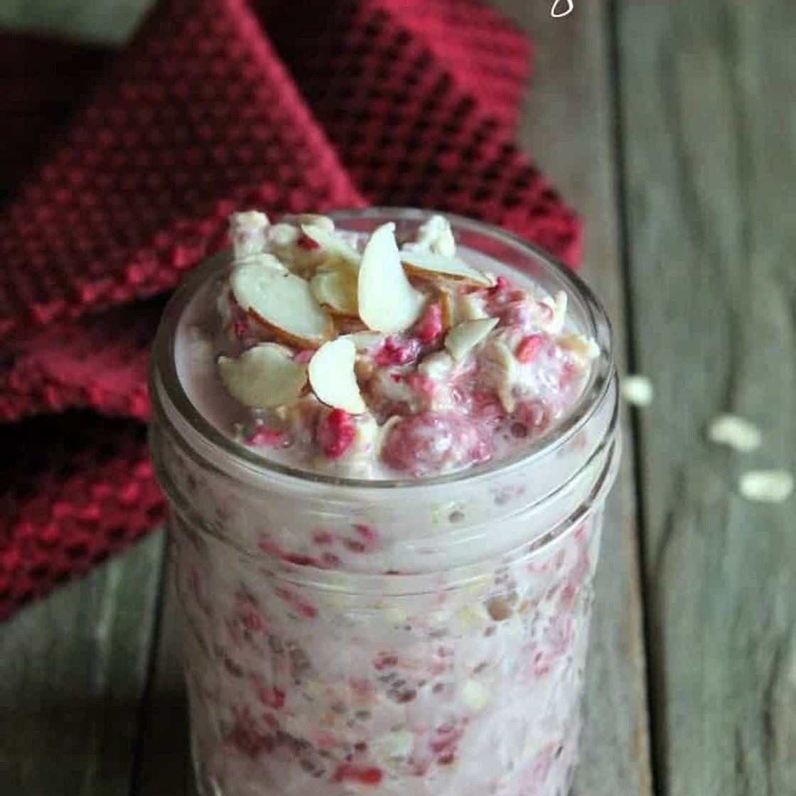 Raspberry Almond Overnight Oats