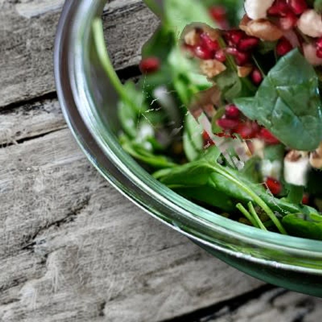 Spinach Pomegranate Salad