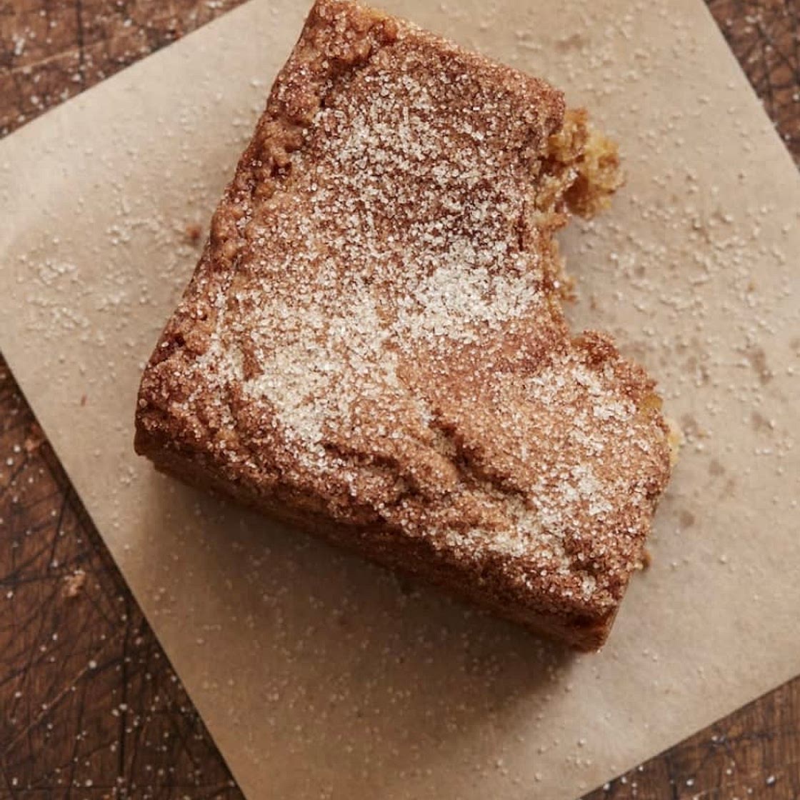 Snickerdoodle Blondie Brownies