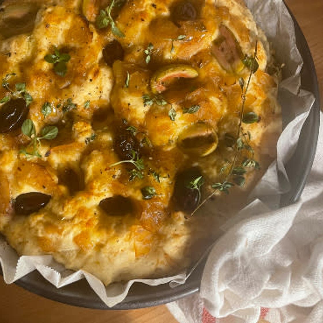 Potato & Caramelised onion focaccia - no yeast 