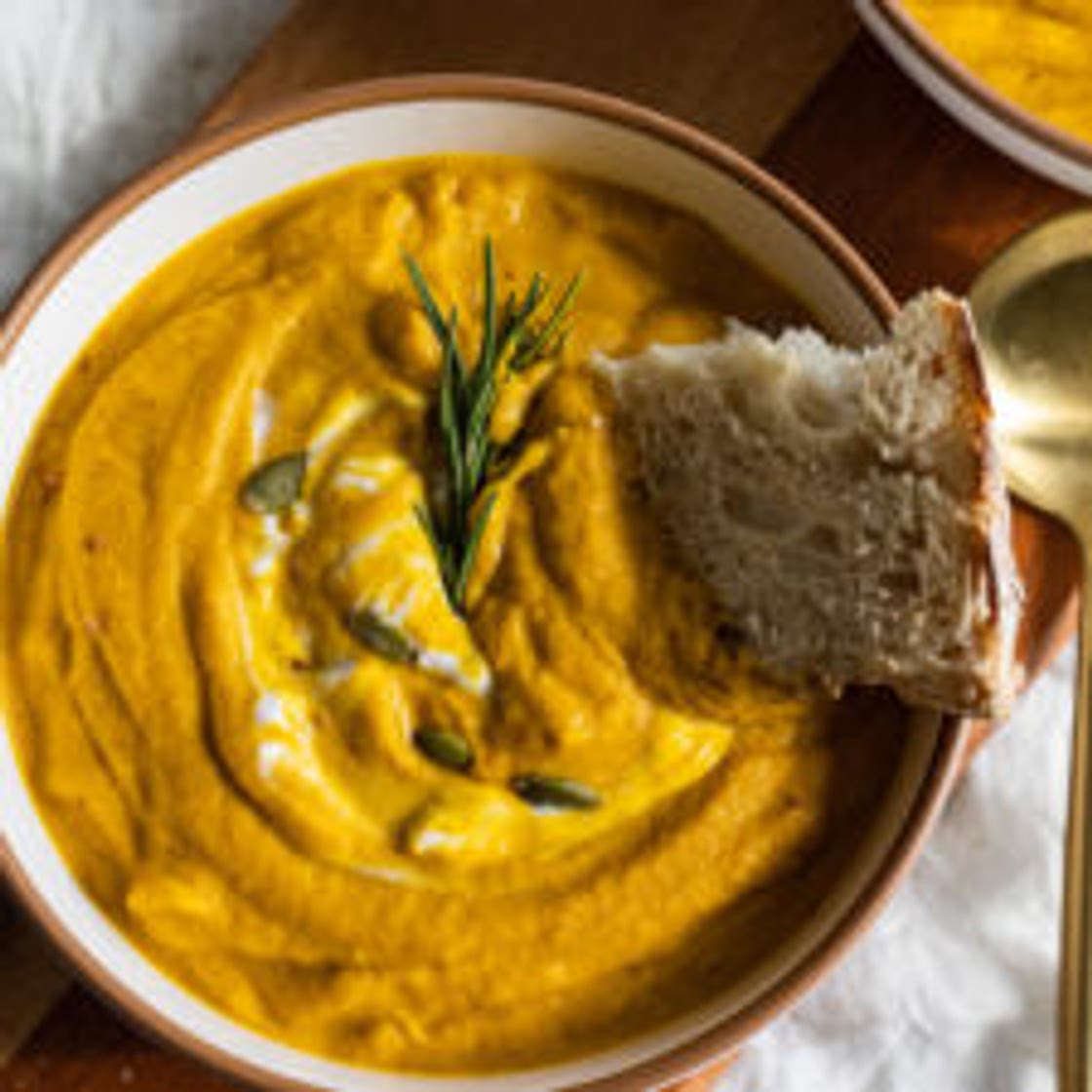 Vegan Creamy Carrot Soup