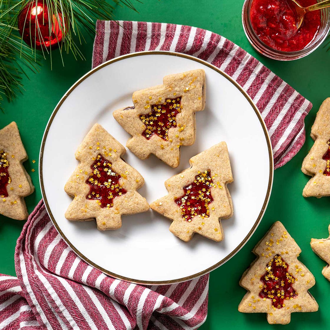 Christmas Tree Chocolate Strawberry Linzer Cookies