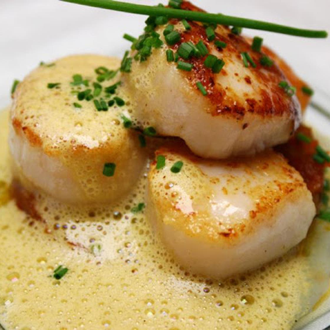 Scallops with Grand Marnier