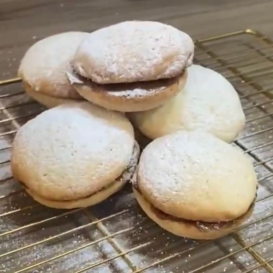 Dolce De Leche Biscuits