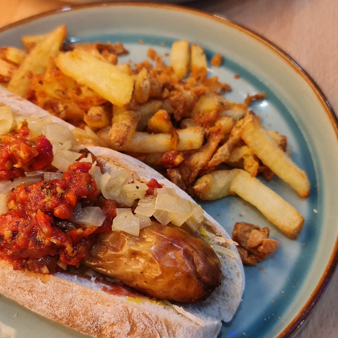 Pan-Fried Beer and Onion Bratwurst