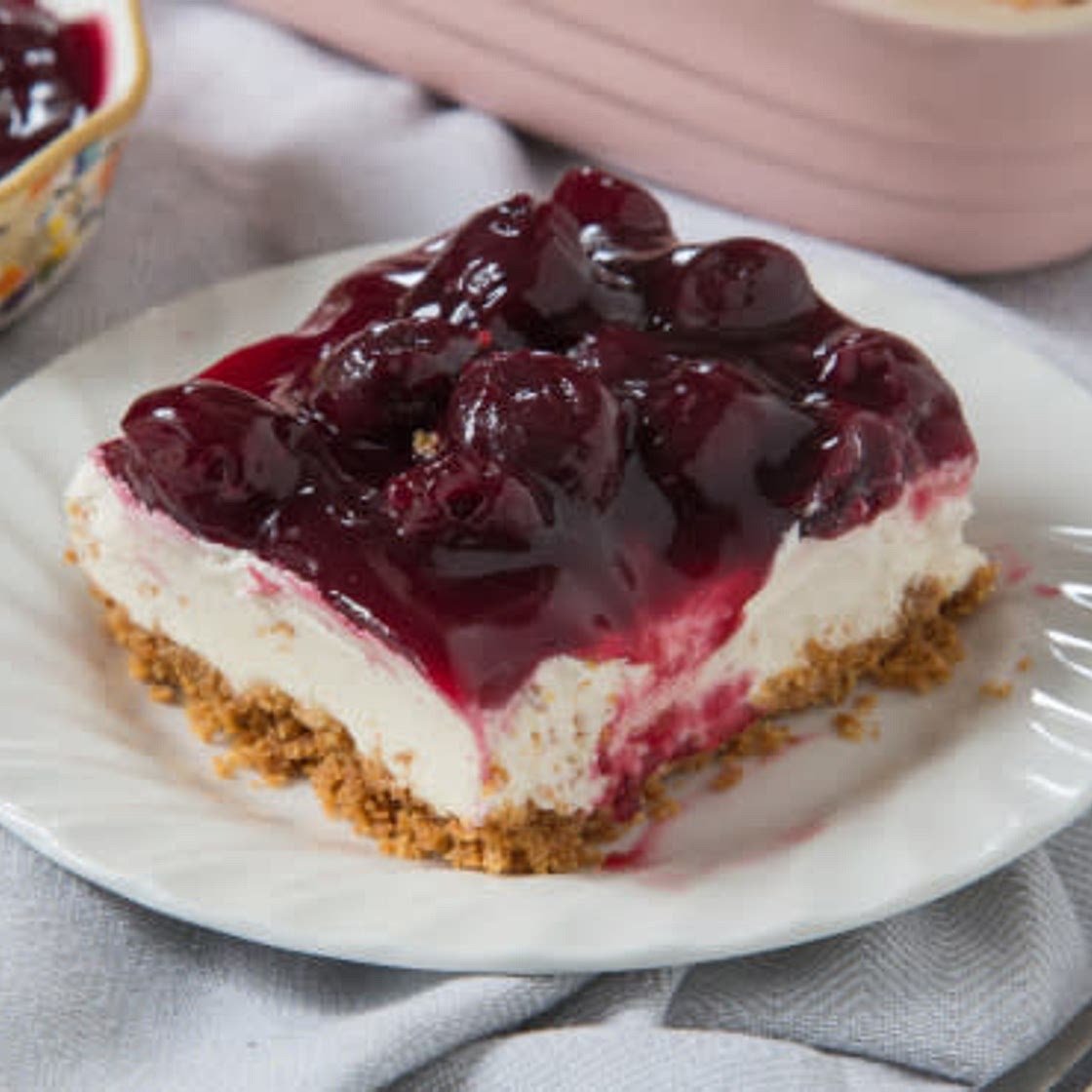Easy No-Bake Cherry Delight