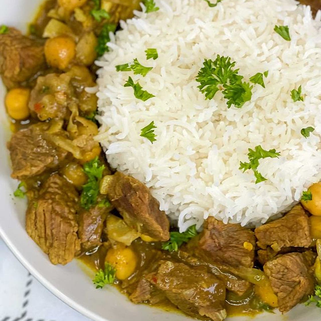 Av nook (Beef and chickpea stew)