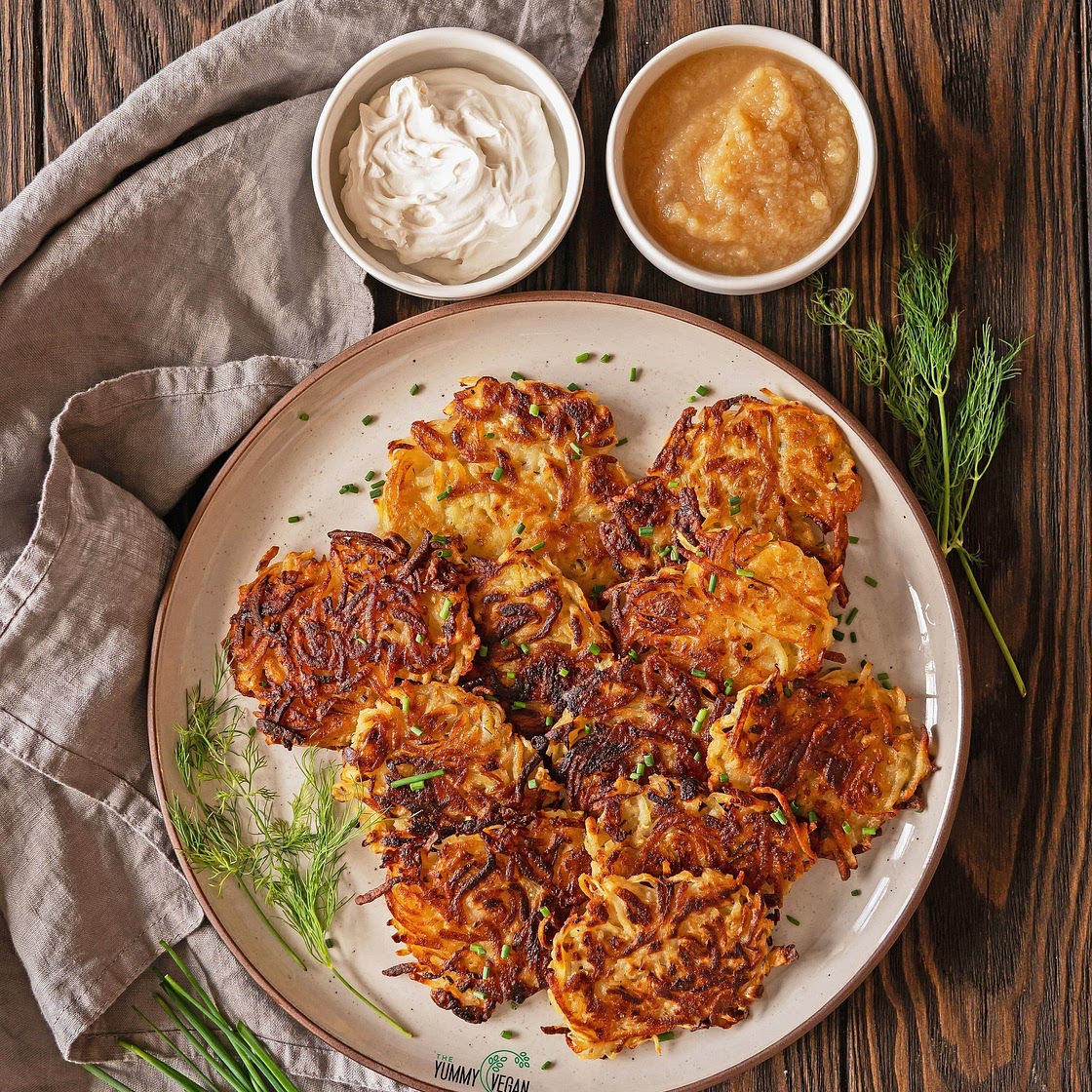 Potato Sauerkraut Latkes — The Yummy Vegan