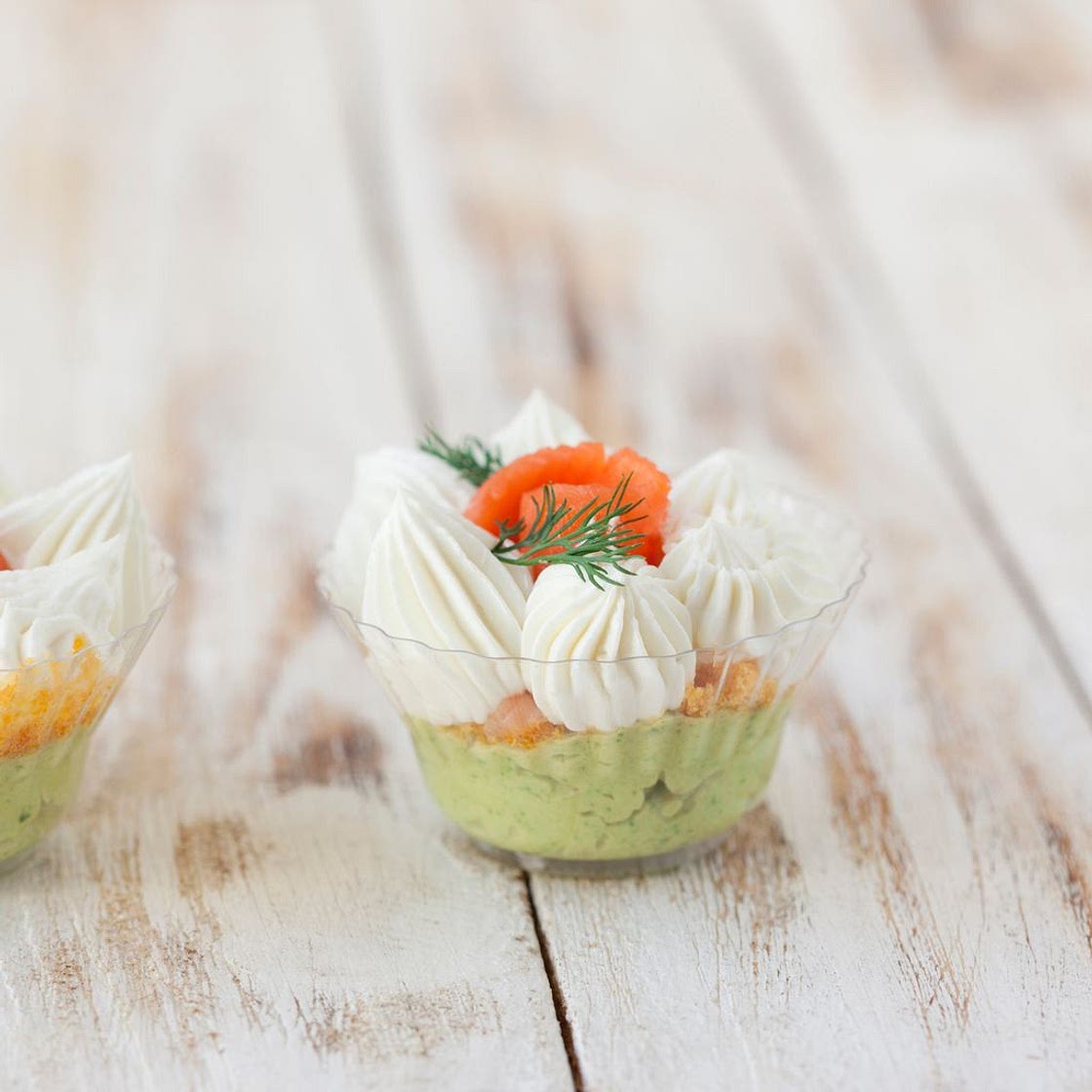 Verrine avocat-truite fumée