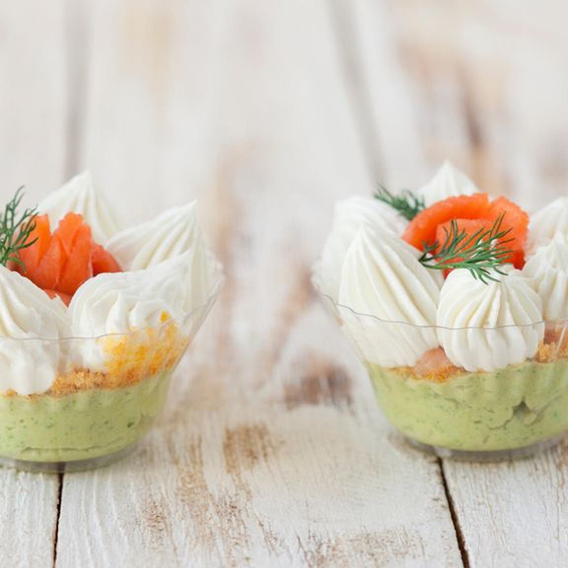 Verrine avocat-truite fumée