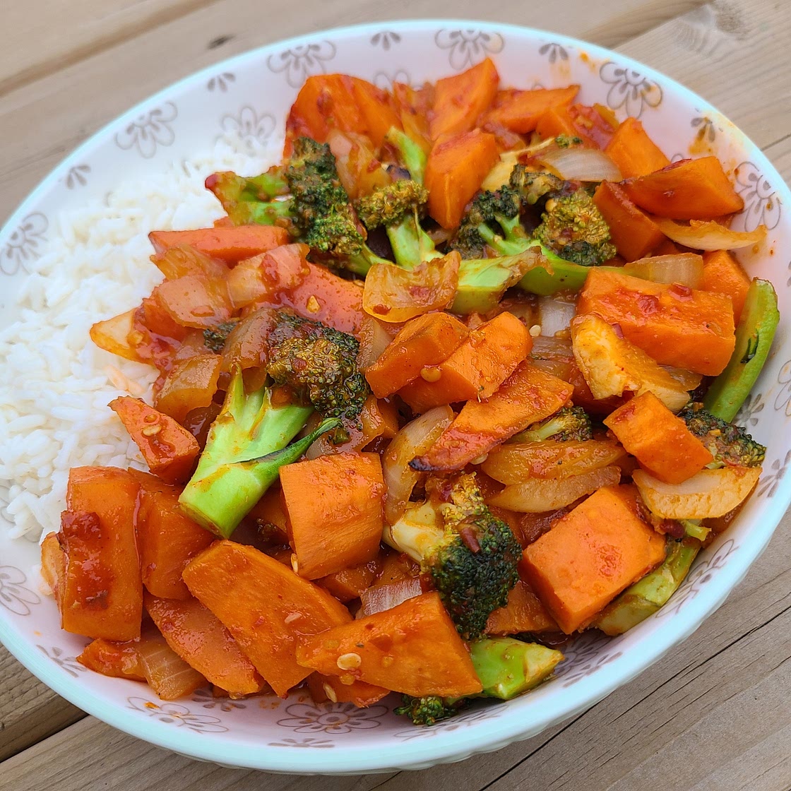 Gochujang Sweet Potatoes and Broccoli Stir-fry