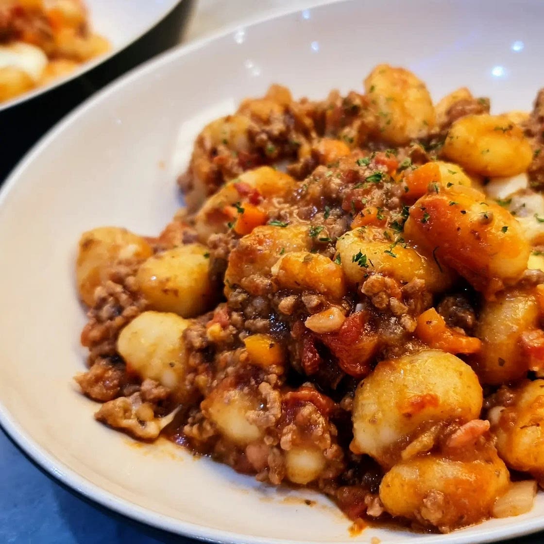 Cheesy Bolognese Gnocchi Bake