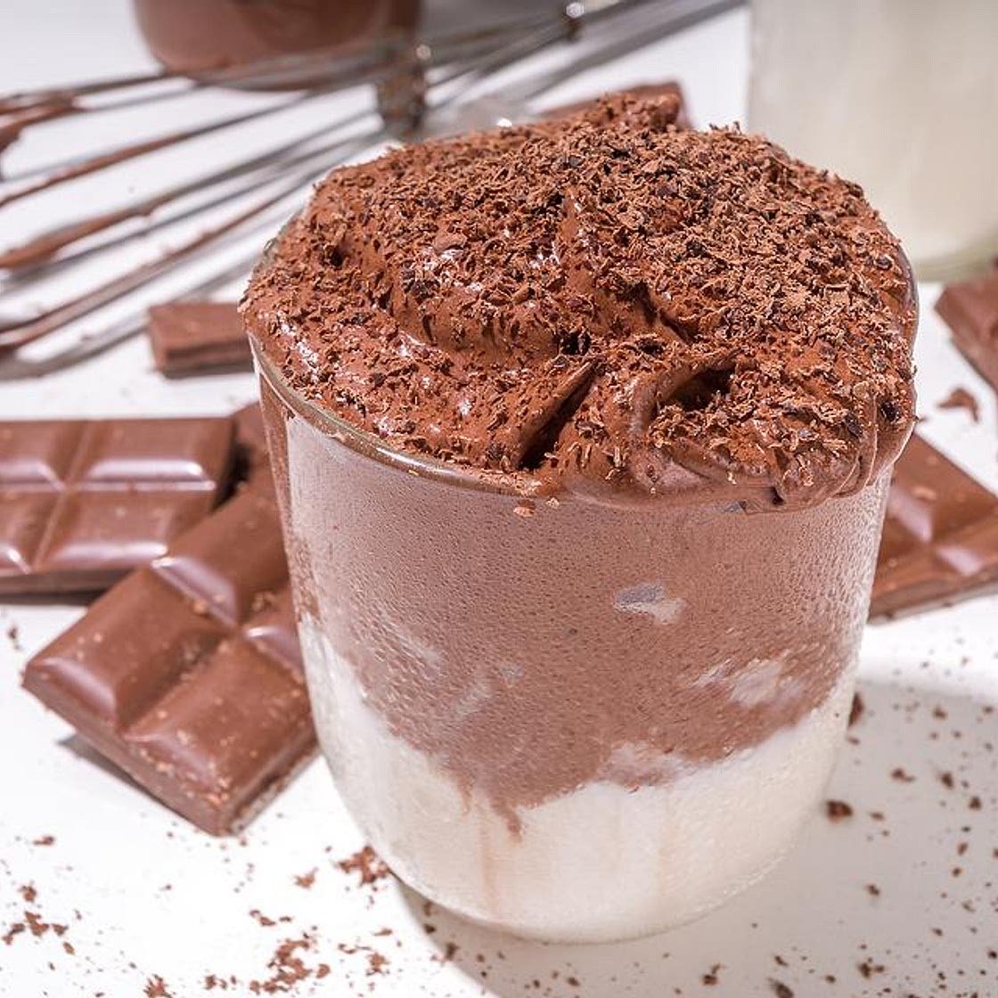 Creamy Whipped Hot Chocolate Recipe Put the Internet Into a Frenzy