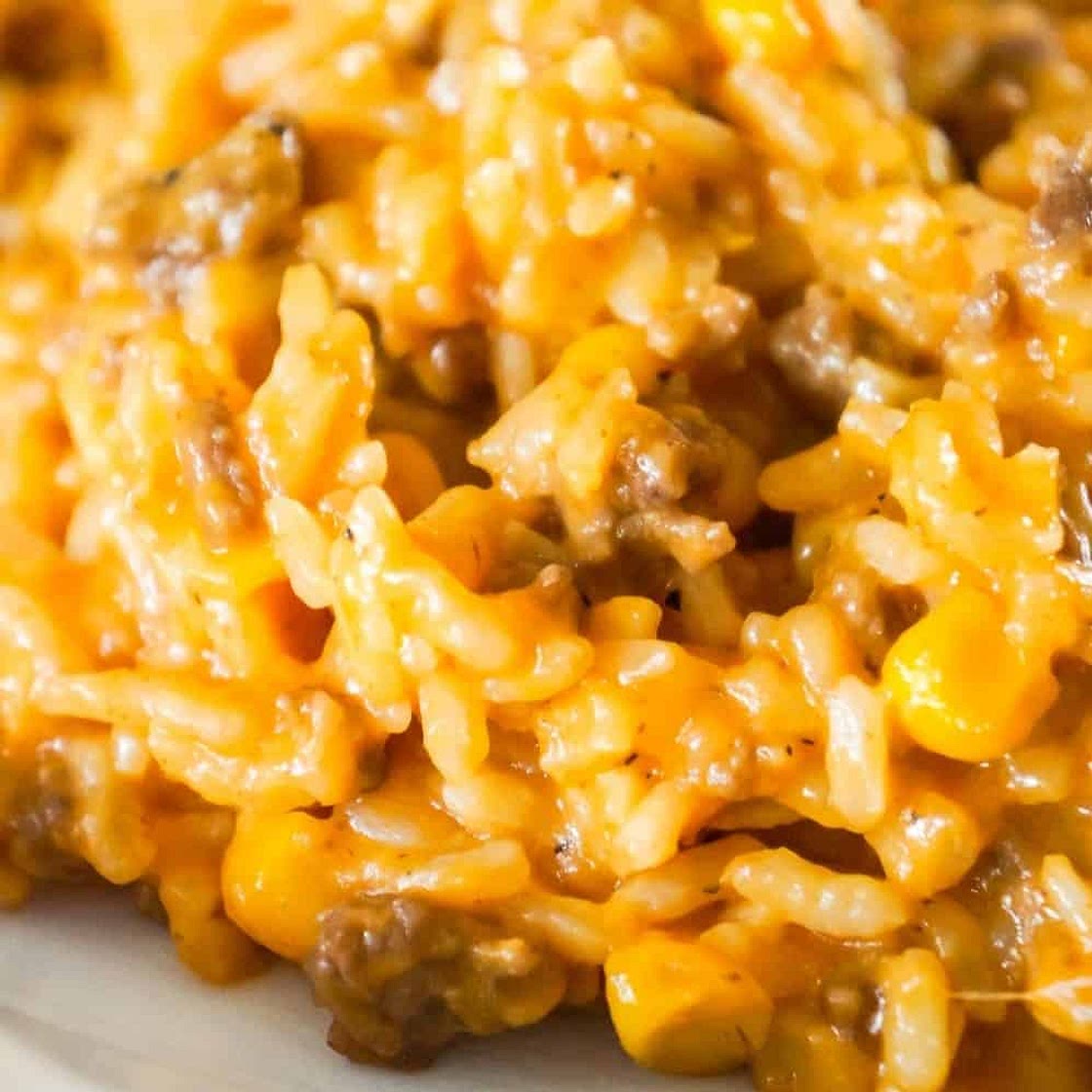 Instant Pot Cheesy Ground Beef and Rice