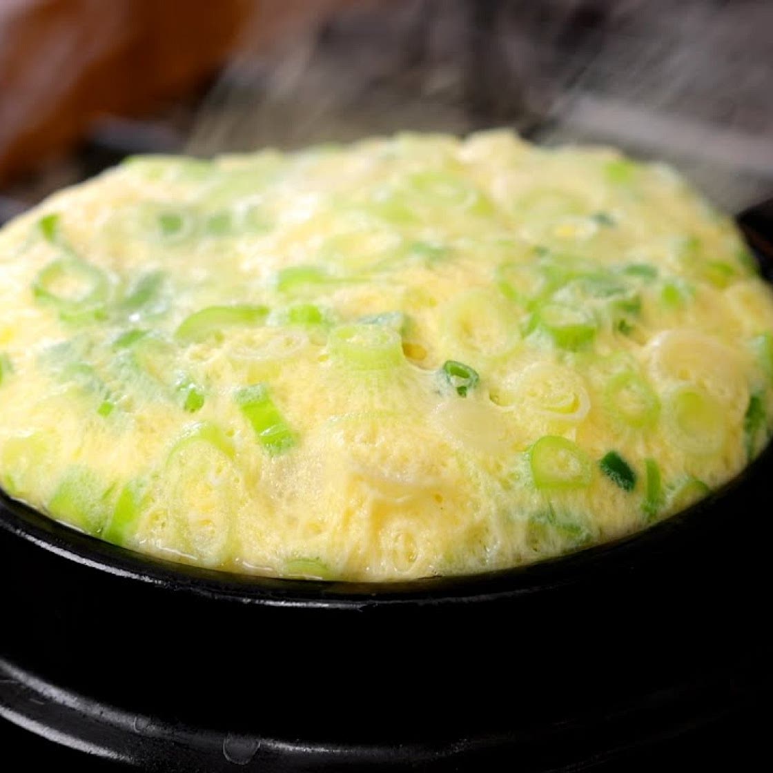 Steamed eggs in an earthenware bowl (Ttukbaegi gyeranjjim)