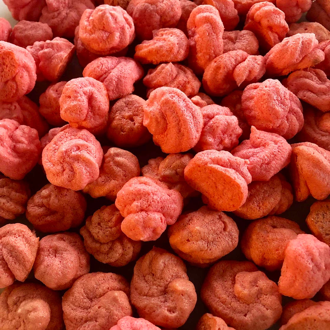 Keto Strawberry Meringue Cookies