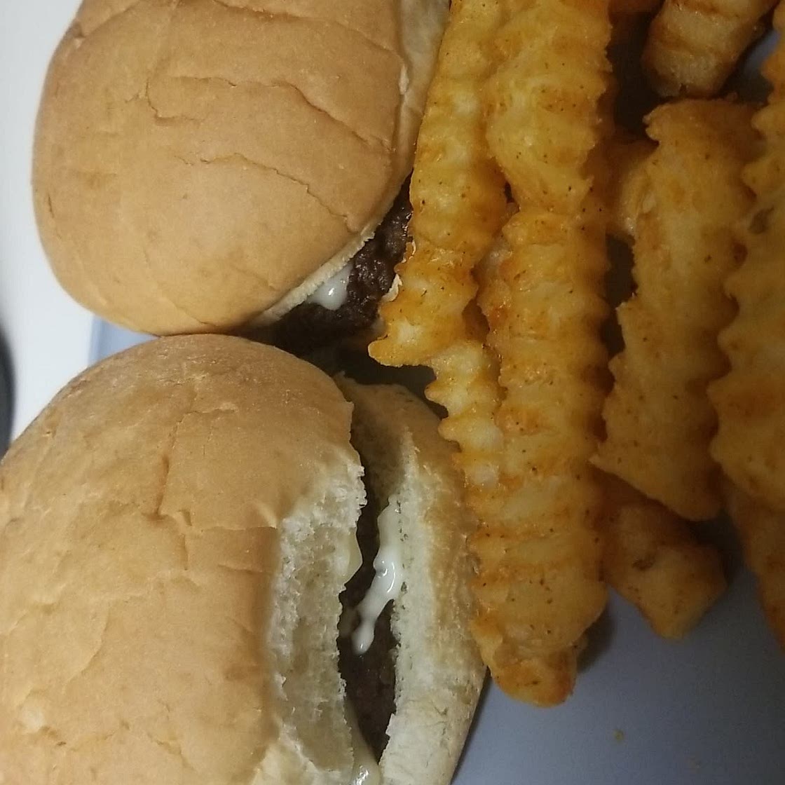 Simple Cheeseburger