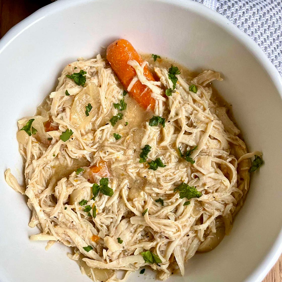 Genies slow cooker chicken and gravy