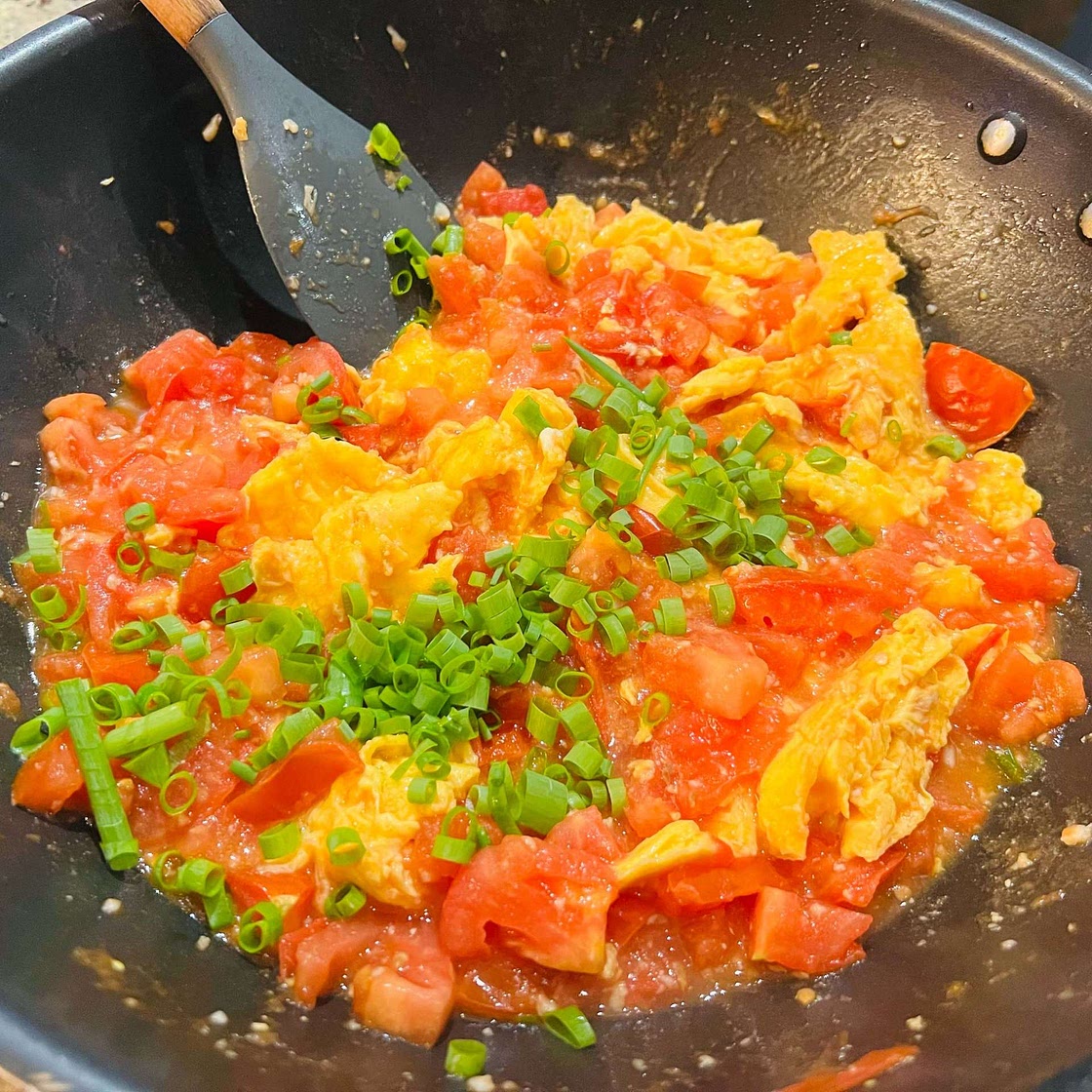 Tomato and egg stir-fry (番茄炒蛋)