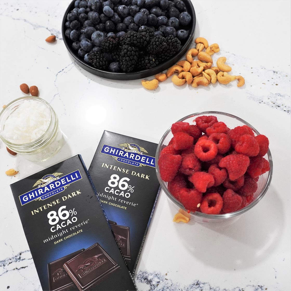 HEALTHY DARK CHOCOLATE SNACK! + Clear Skin Diet + Anti - inflammatory + LOW GLYX + Acne Diet