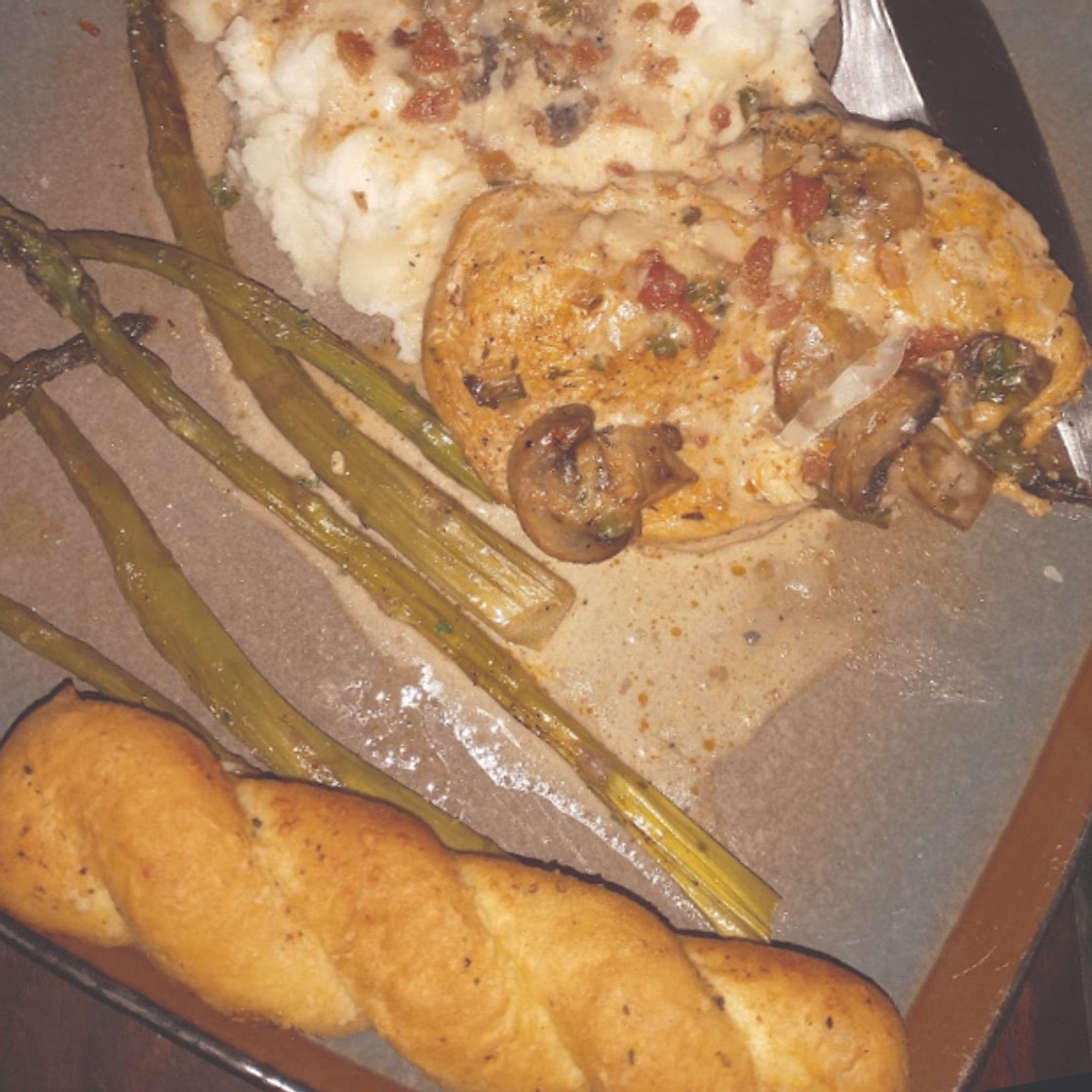 One Skillet Chicken with Garlicky Mushroom Cream Sauce