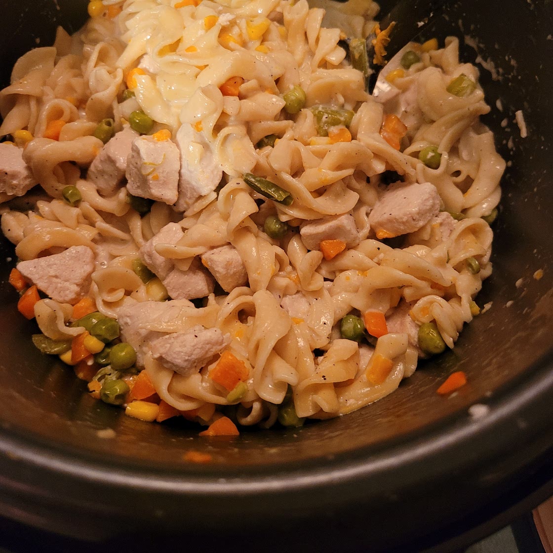 Instant Pot Chicken Pot Pie Casserole