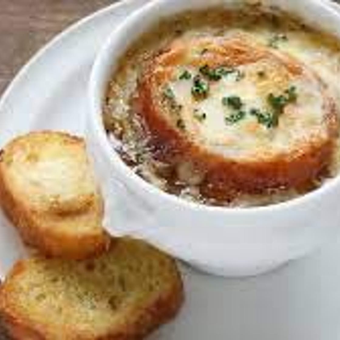 Soupe oignon ( bouillon fondue)