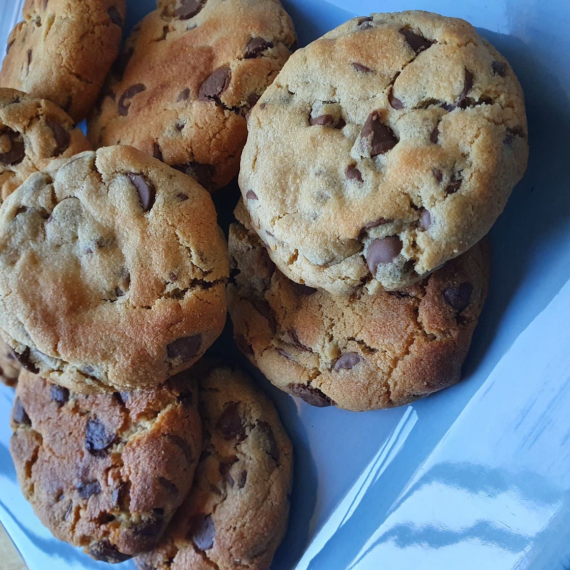 PEANUT BUTTER CHOC CHIP COOKIES