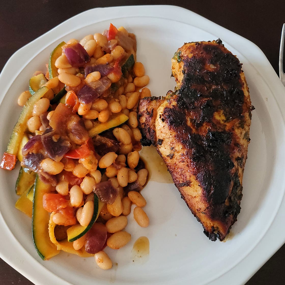Light Mediterranean grilled chicken and veggies