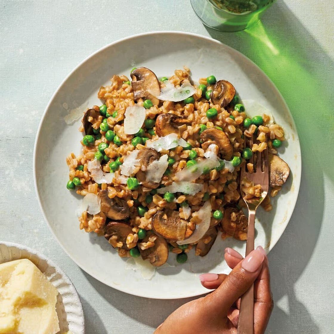 Instant Pot Farro Risotto with Mushrooms Peas