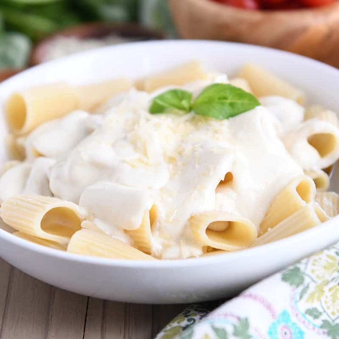 Homemade Garlic Alfredo Sauce