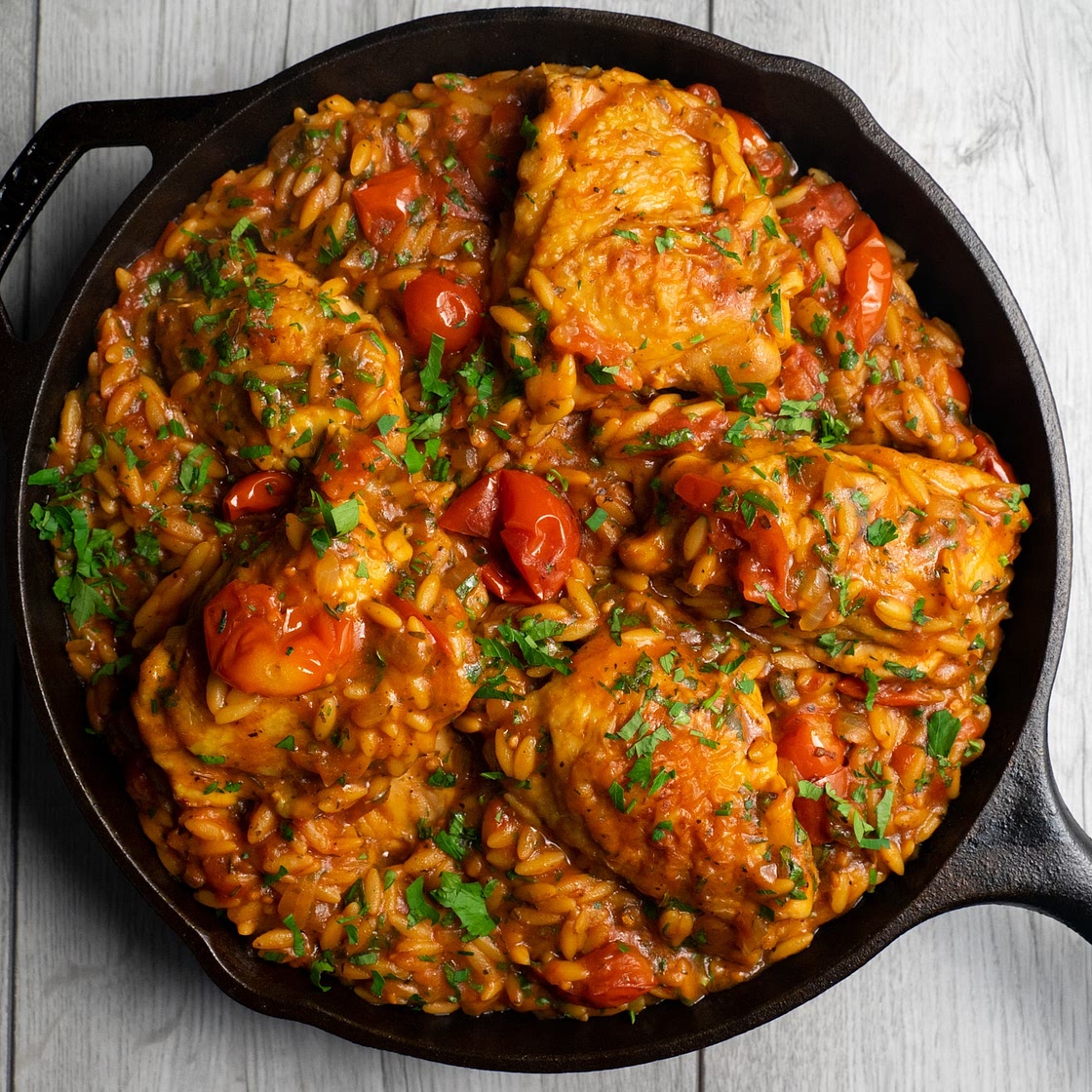 Garlic Butter Chicken and Orzo Pasta Bake by Pureety