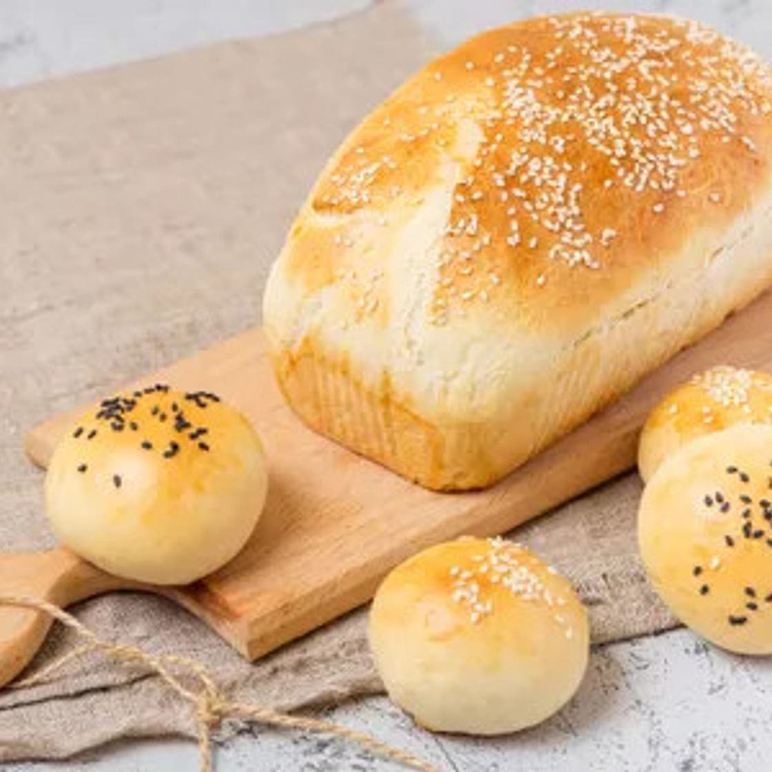 Buttermilk and Honey Bread Machine Bread and Rolls