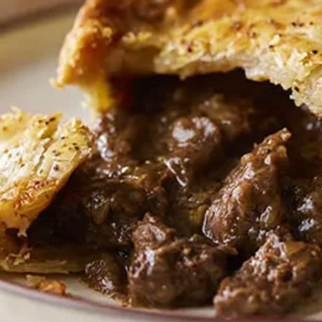  Beef, mushroom and Guinness pie