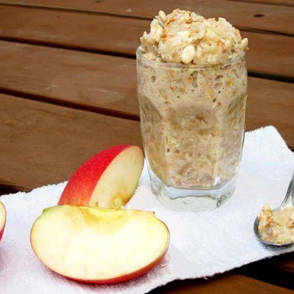 Applesauce overnight oats